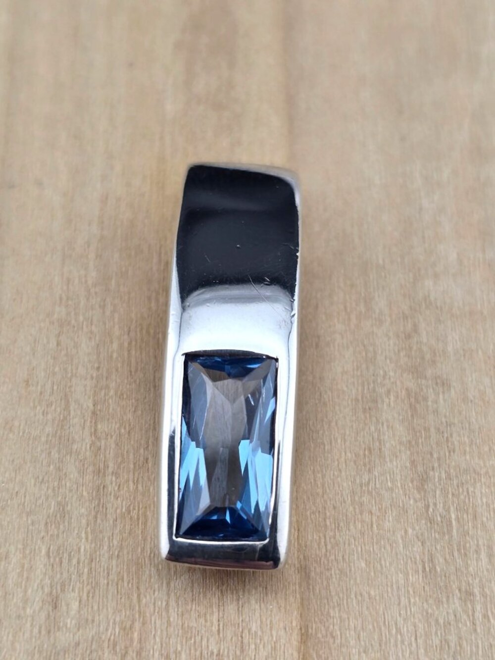 Blue Topaz 925 Sterling Silver Pendant Faceted Rectangular Sleek Modern READ - Picture 2 of 8